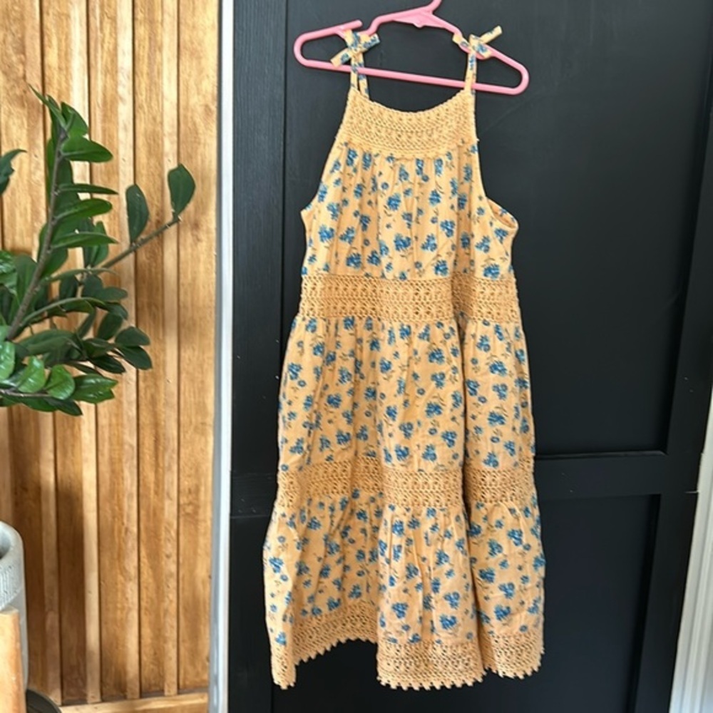 Peek Floral Ruffle Midi dress. Size 10 Nwt